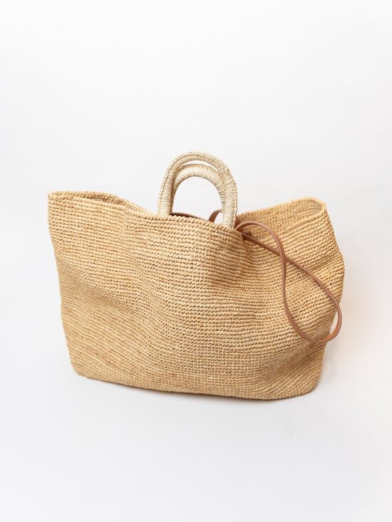 & Other Stories Handbags - & other stories LARGE WOVEN STRAW TOTE